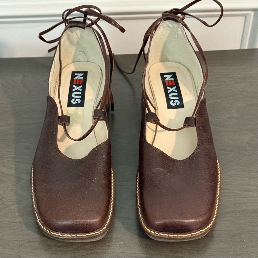Nexus Women's Brown Leather Shoes Size 37/ US 6.5